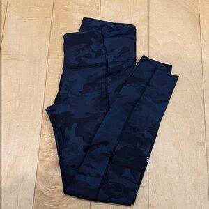 Lululemon Black Camouflage Running Leggings